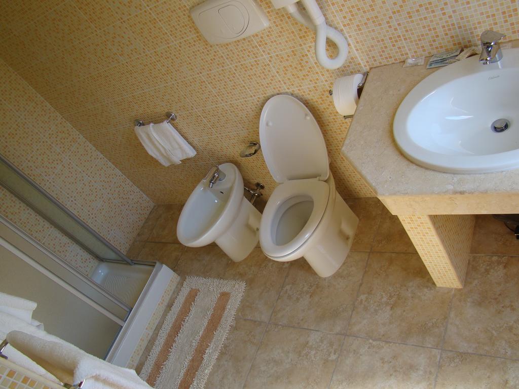 Hotel Ristorante111 Виллапьяна Номер фото